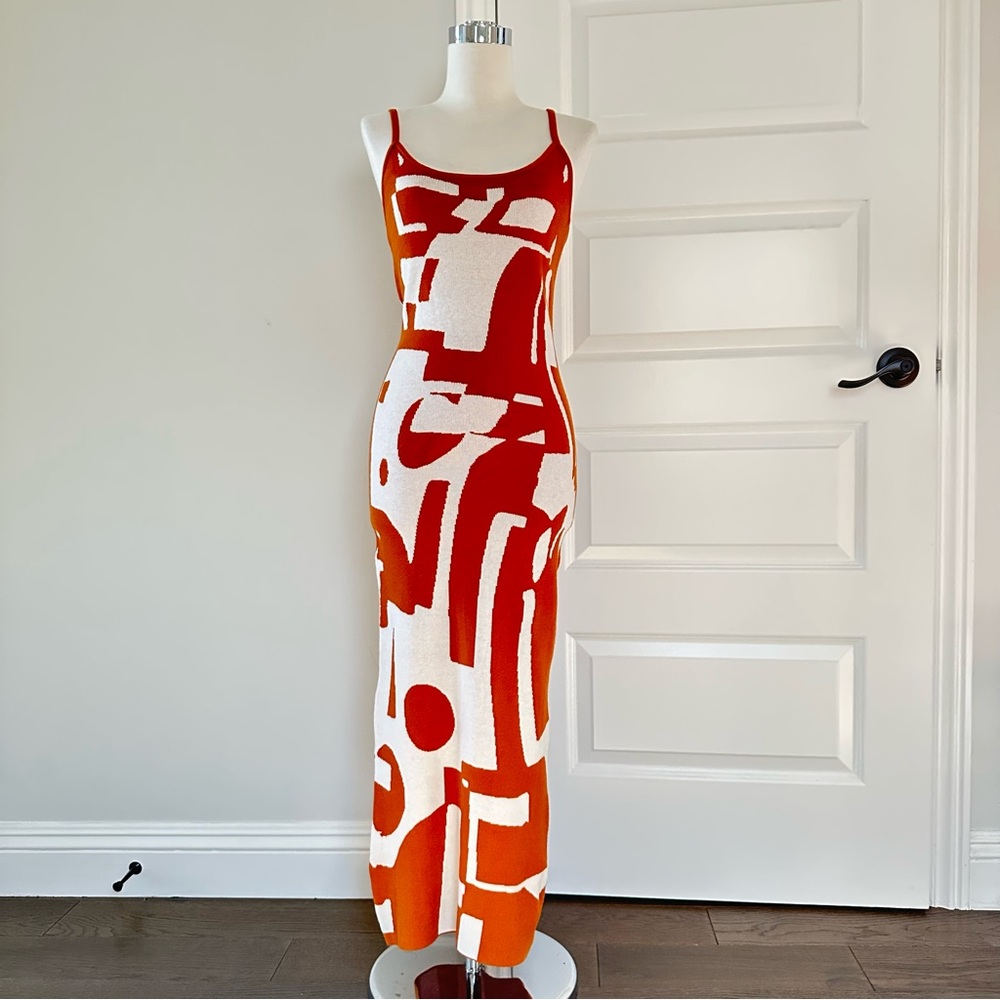 Sleeveless Orange and White Abstract Midi Dress - Picture 3 of 10